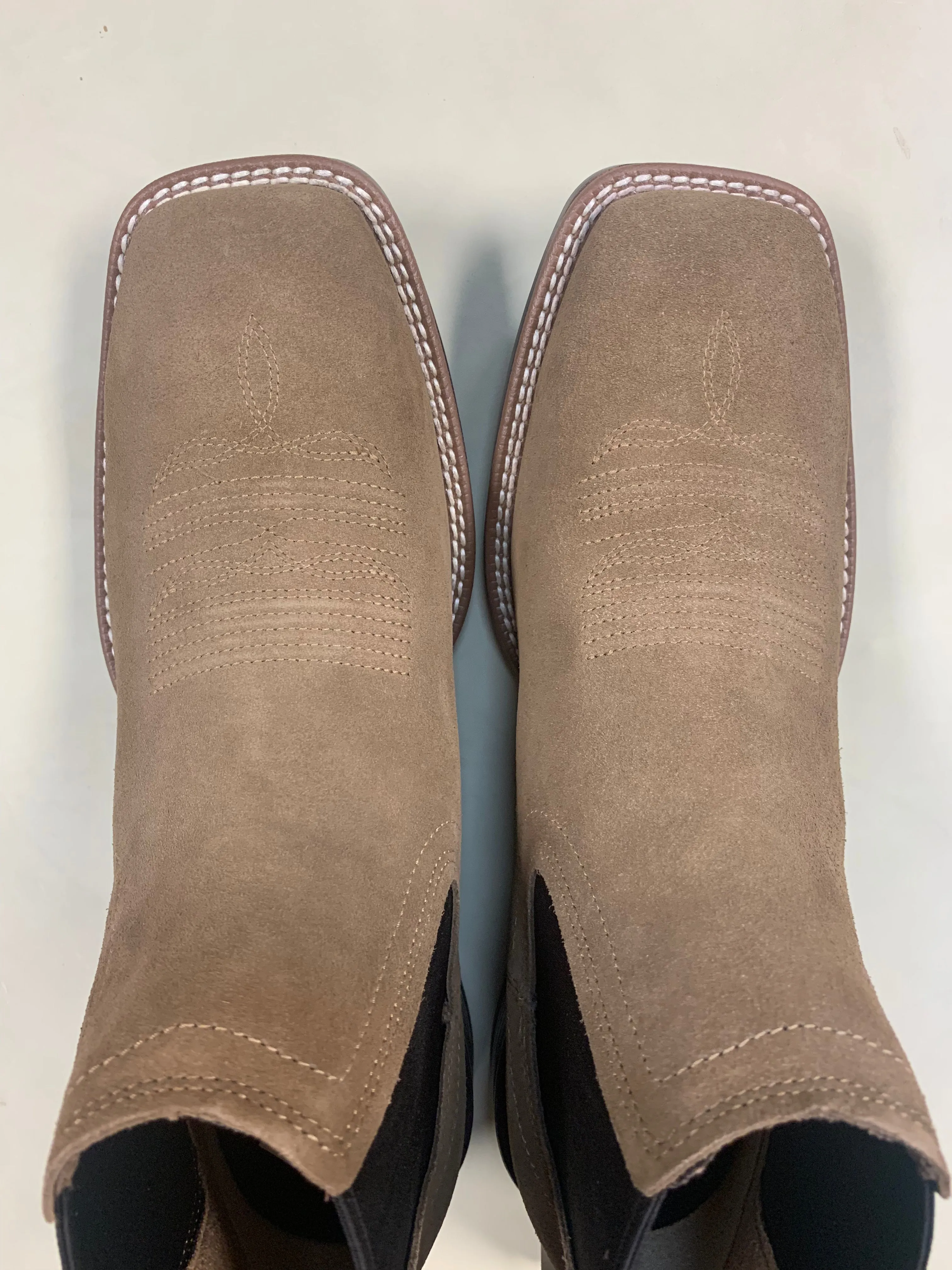 ARIAT MEN'S BOOKER ULTRA WESTERN BOOTS - BROAD SQUARE TOE
