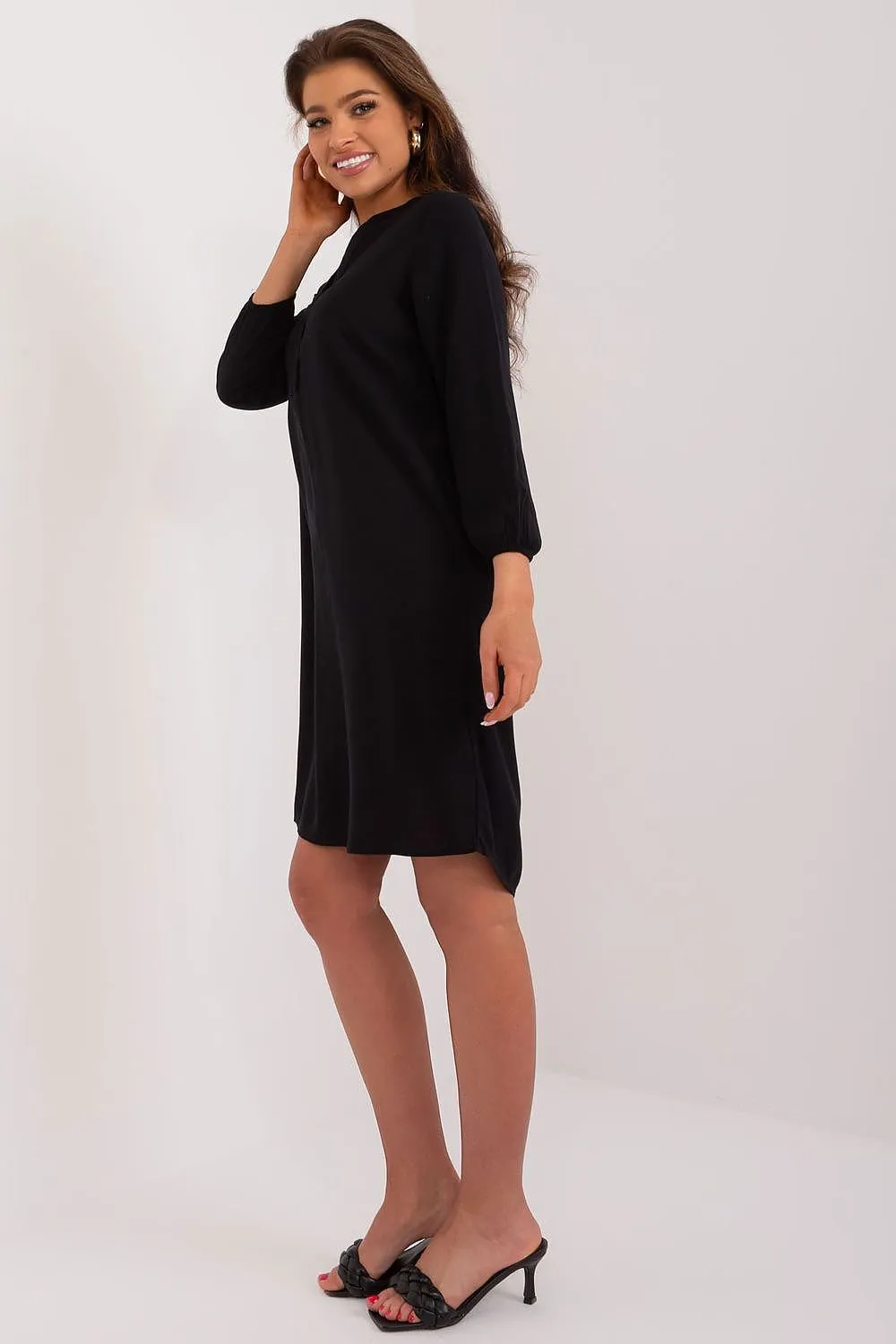 Breezy Heartline Midi Summer Dress