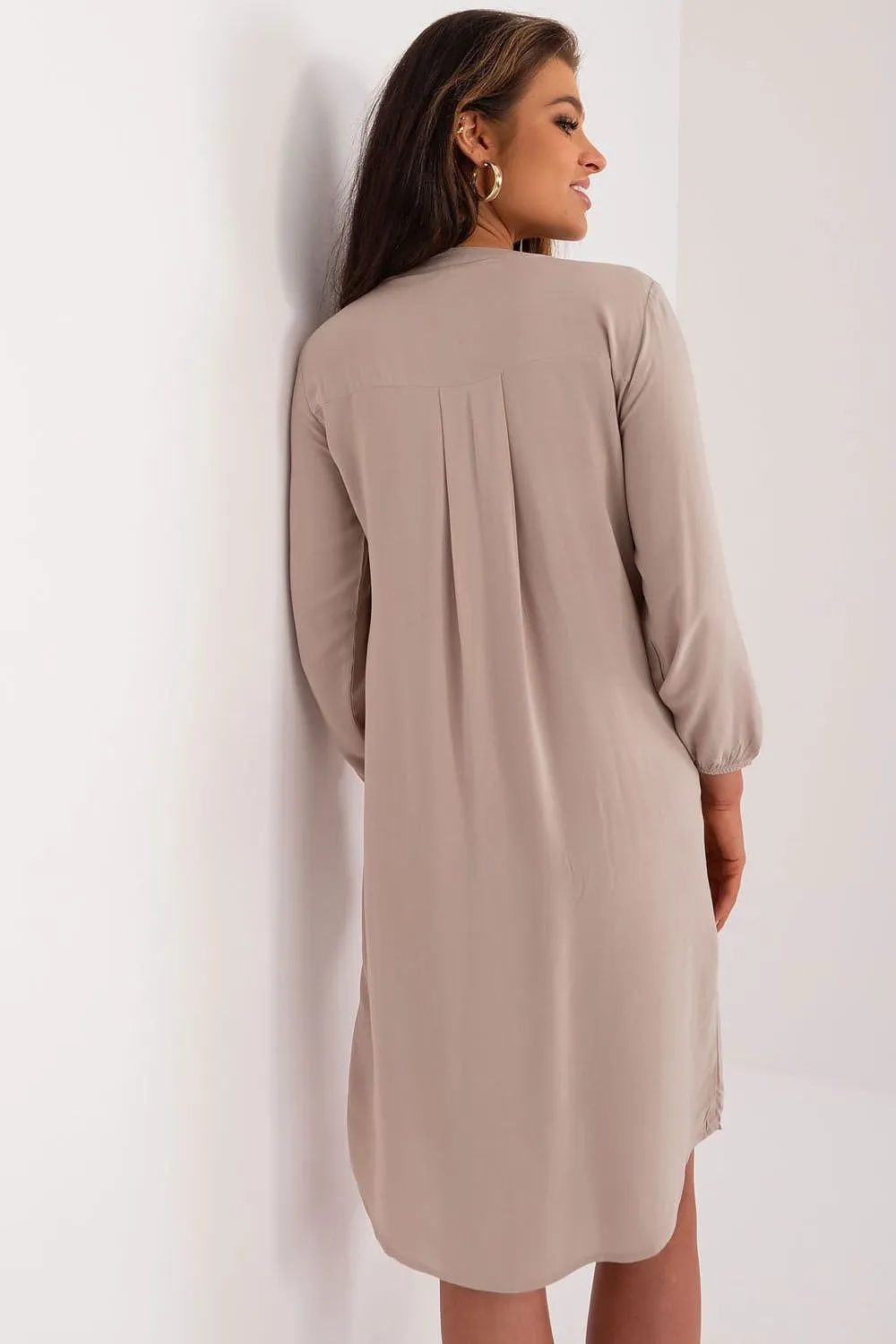 Breezy Heartline Midi Summer Dress
