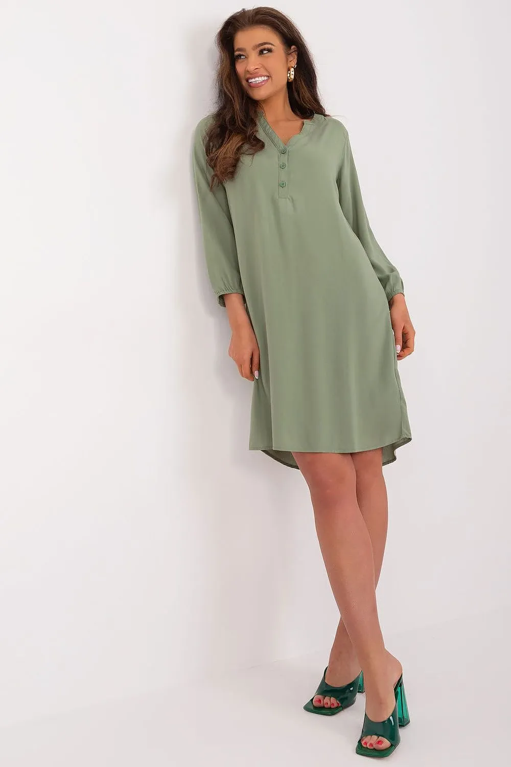Breezy Heartline Midi Summer Dress
