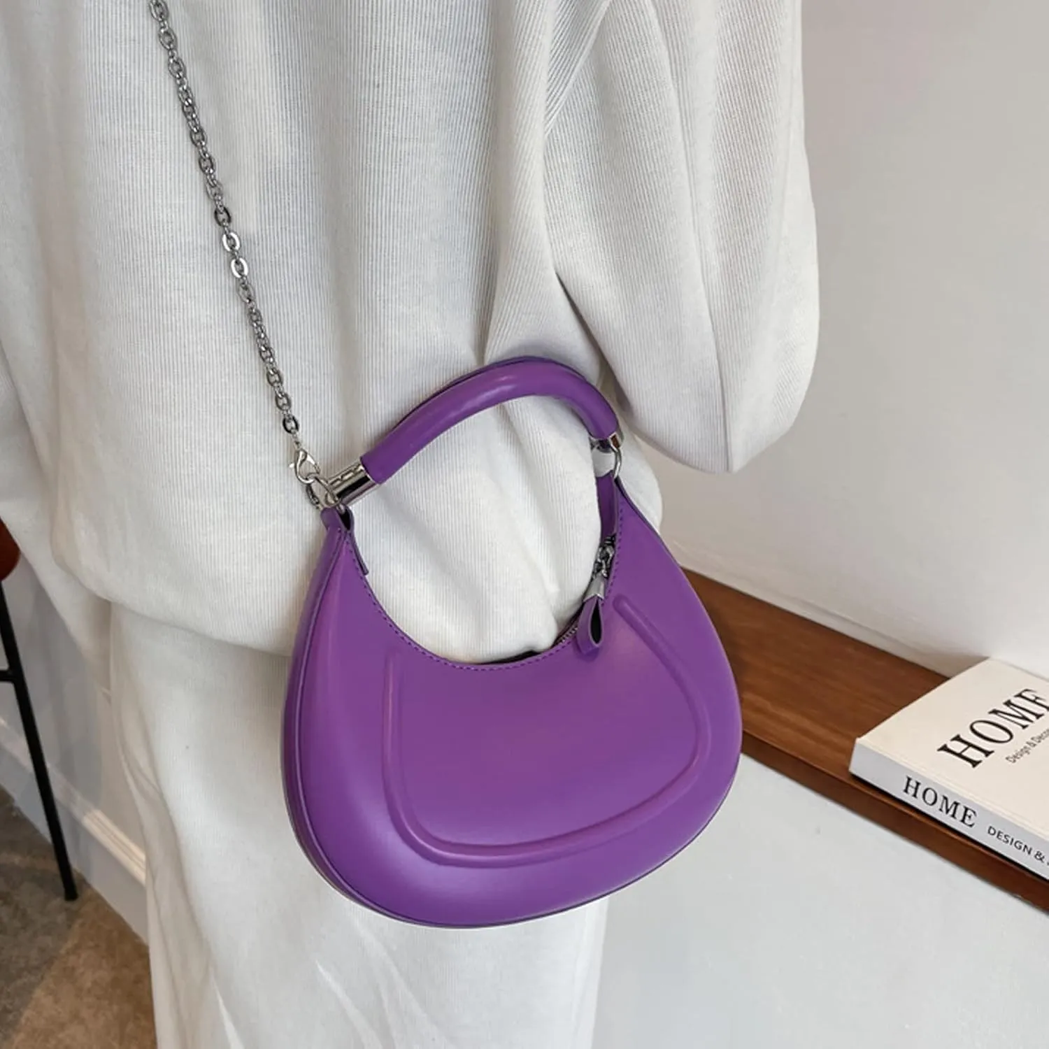 Crescent-shaped Handbags for Women with Chain, PU Tote Bag, Women's Crossbody Handbags, Clutch Purses with Zipper Closure