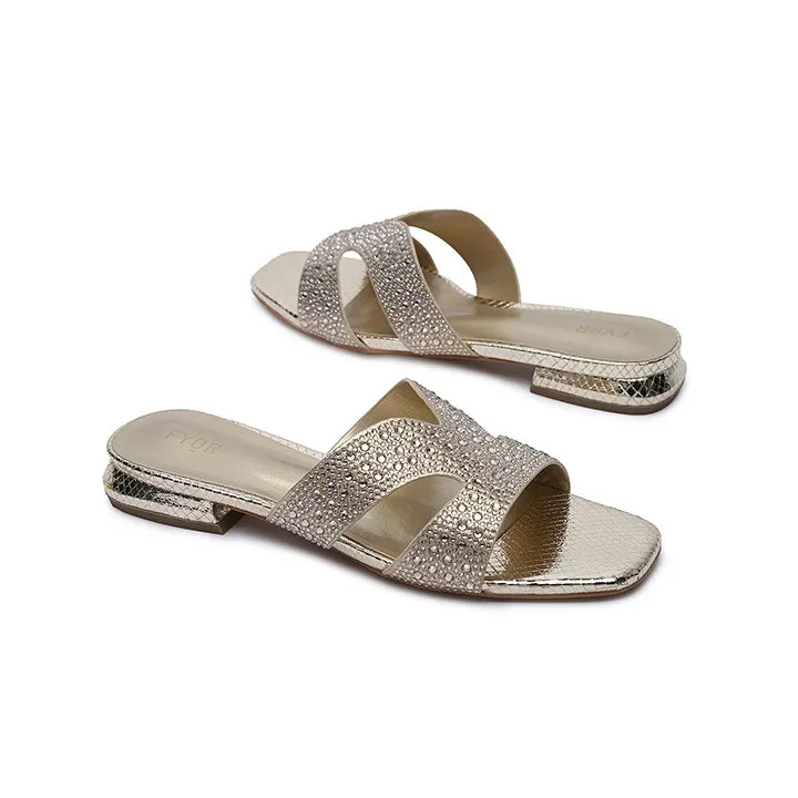 Crystal Glam Flat HL 237