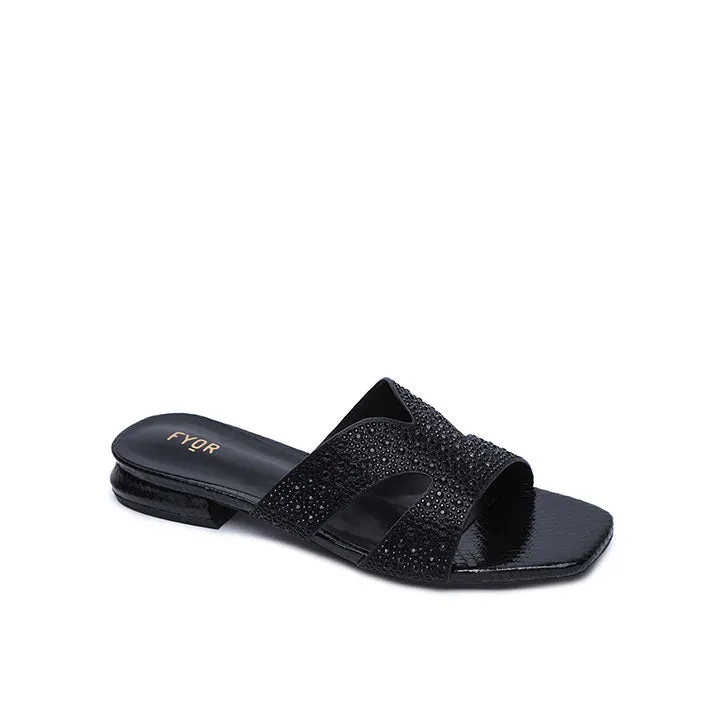 Crystal Glam Flat HL 237