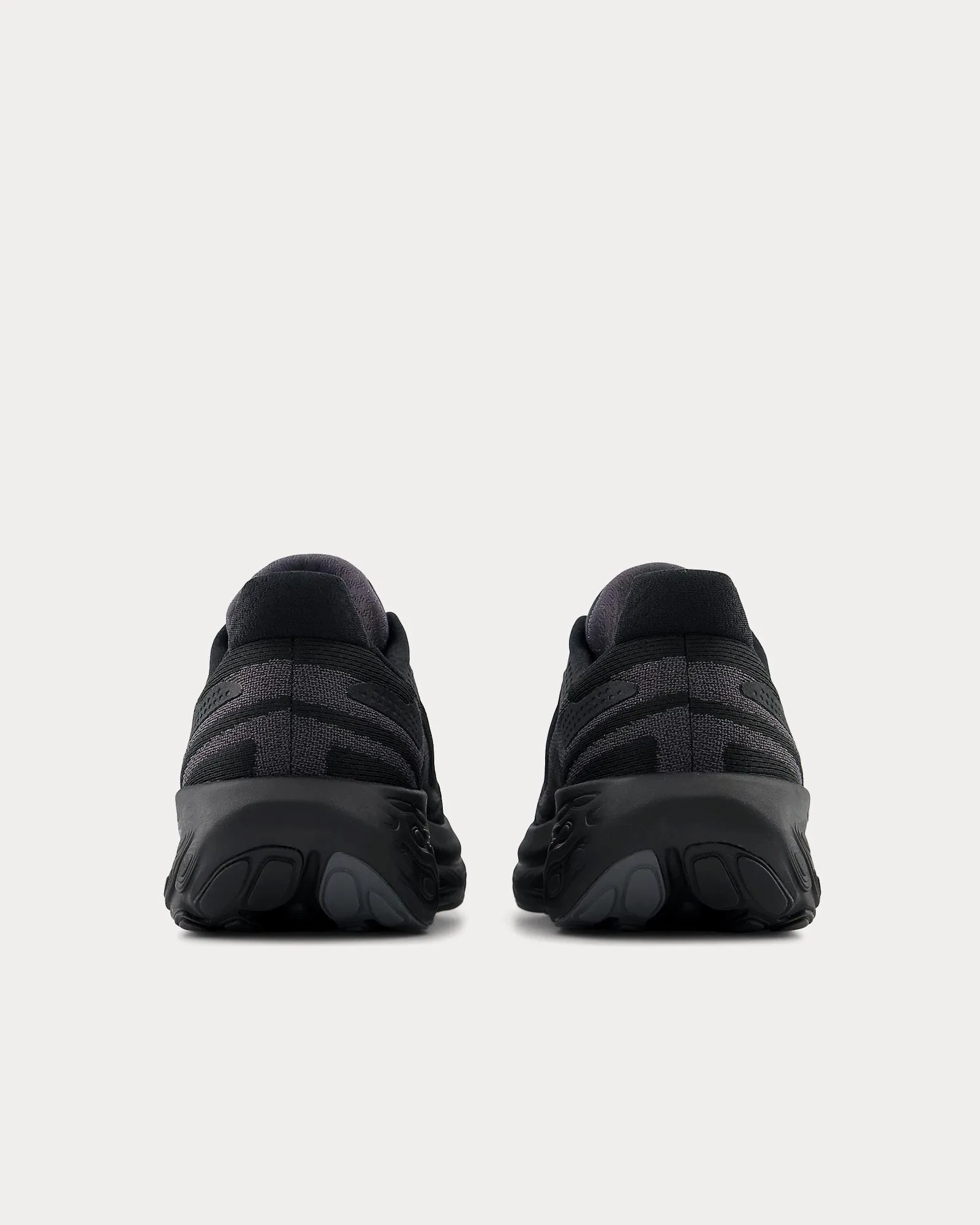 Fresh Foam X 1080 Utility Black / Magnet Running Shoes