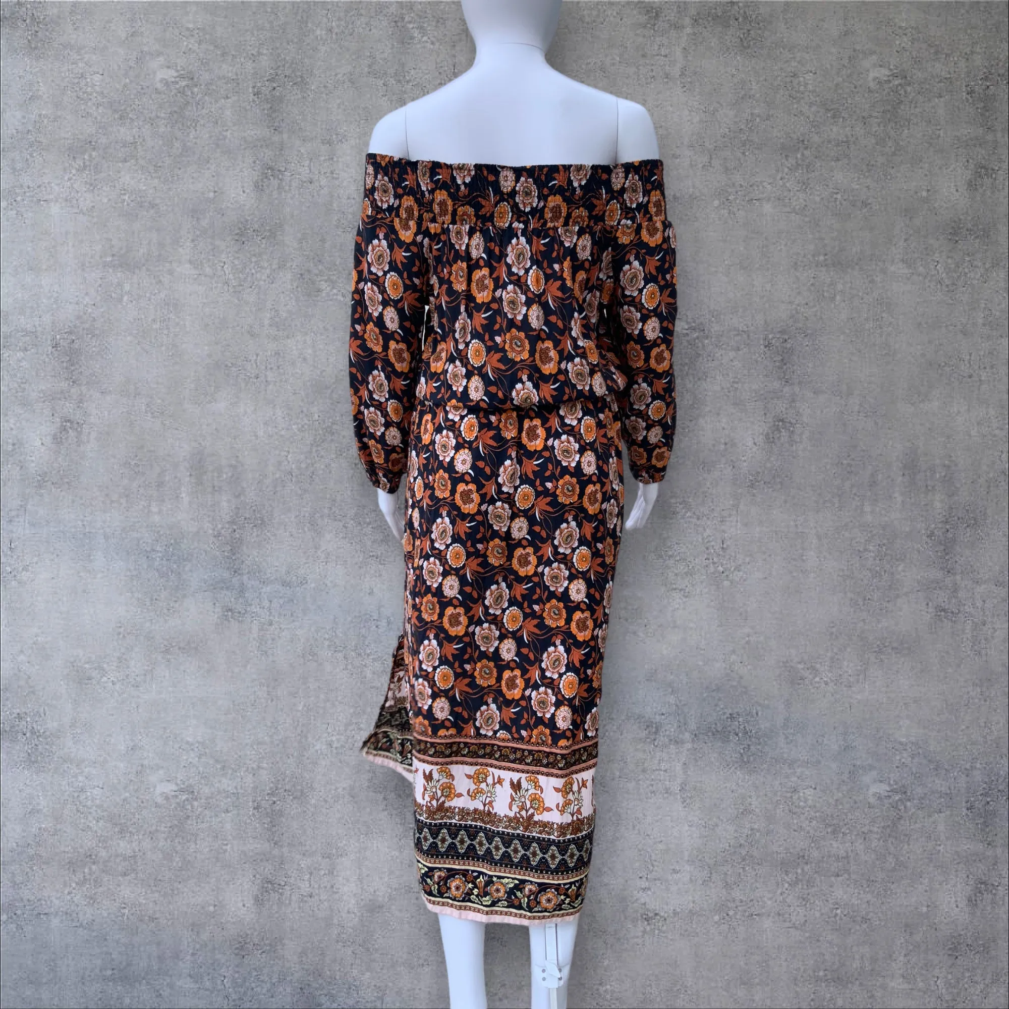 JAR OF HEARTS Off Shoulder Bohemian Floral Print Maxi Dress - Size M