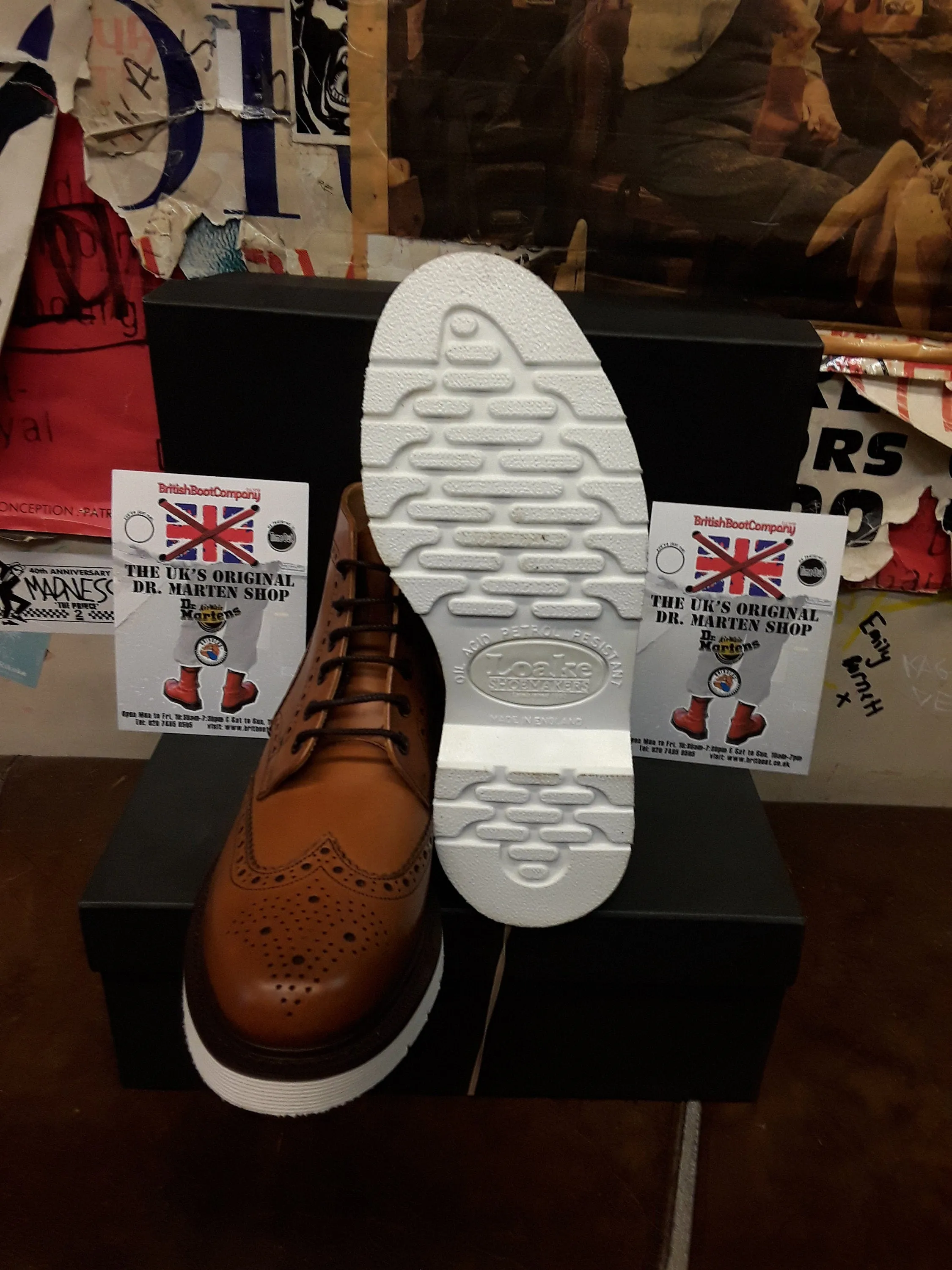 Loakes Burford Tan Calf Made in England White Sole Size 6.5