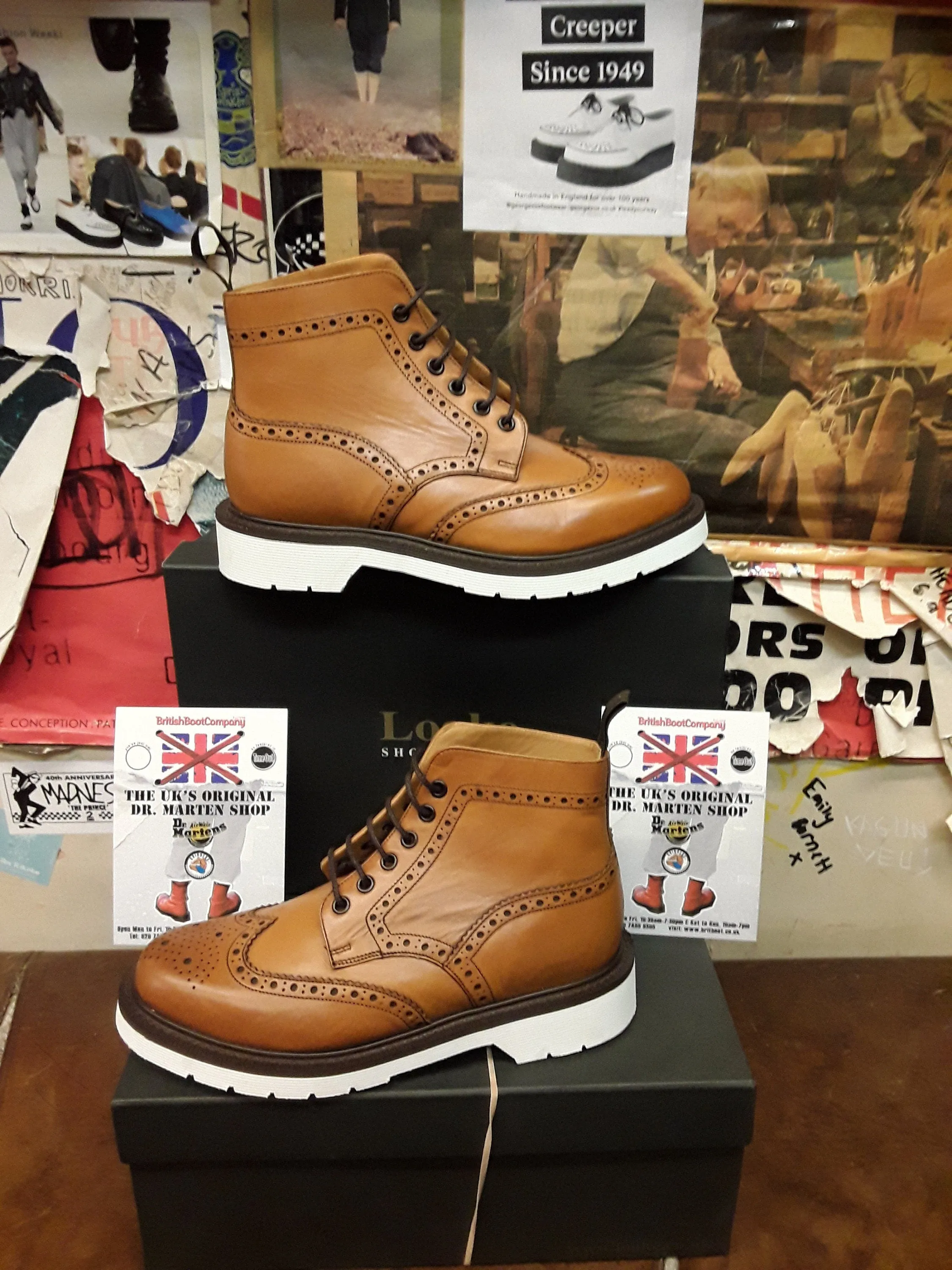 Loakes Burford Tan Calf Made in England White Sole Size 6.5