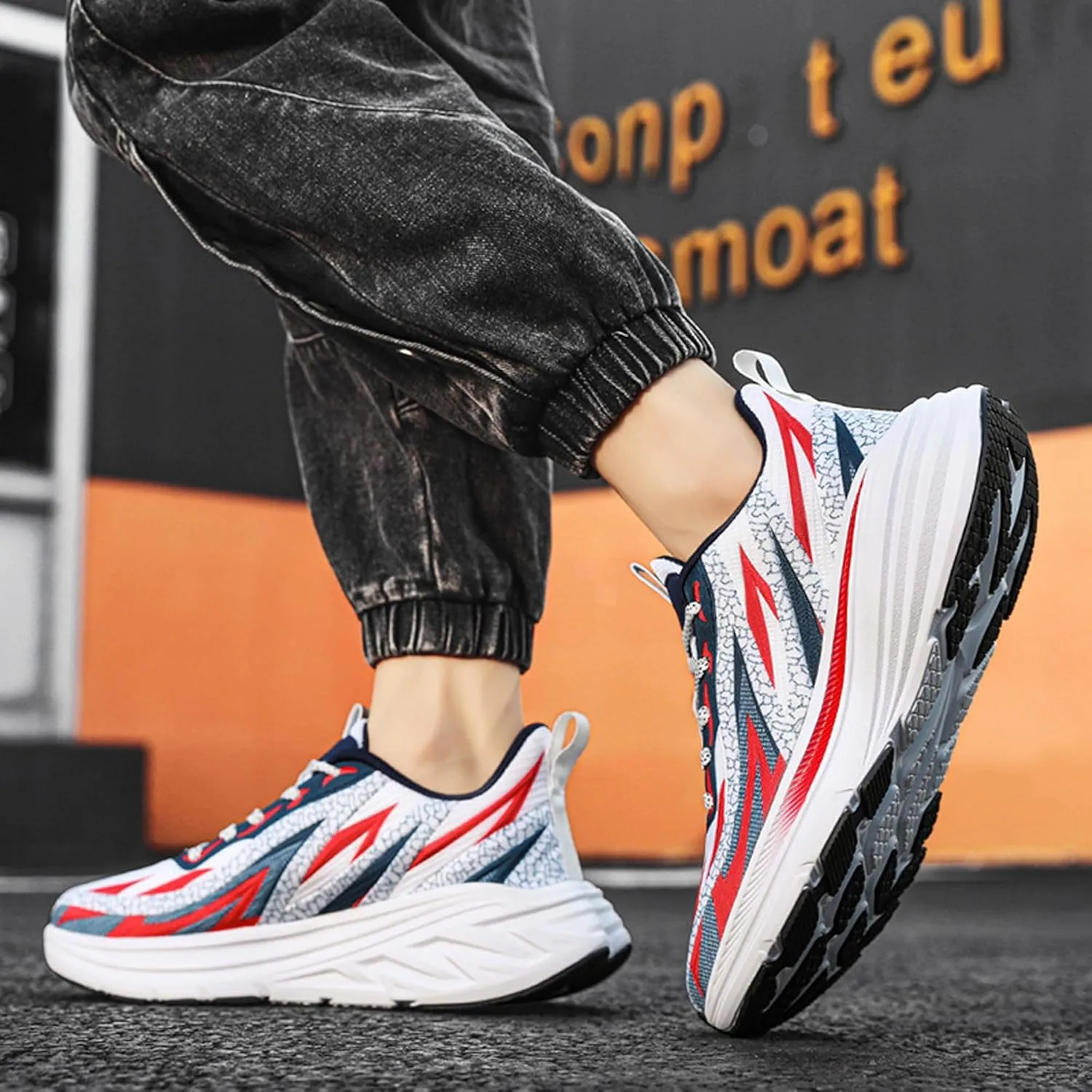 Men's High Top Lace Up Anti Slip Graffiti Basketball Shoes, Arch Support Casual Men's Breathable Running Shoes, Fitness Cushioning Training Shoes