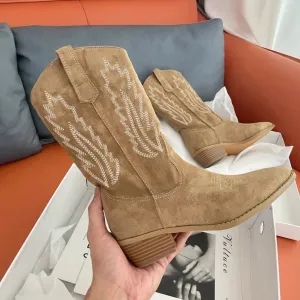 Versatile Western Cowboy Chunky Heel and V-Cut Embroidery Boots