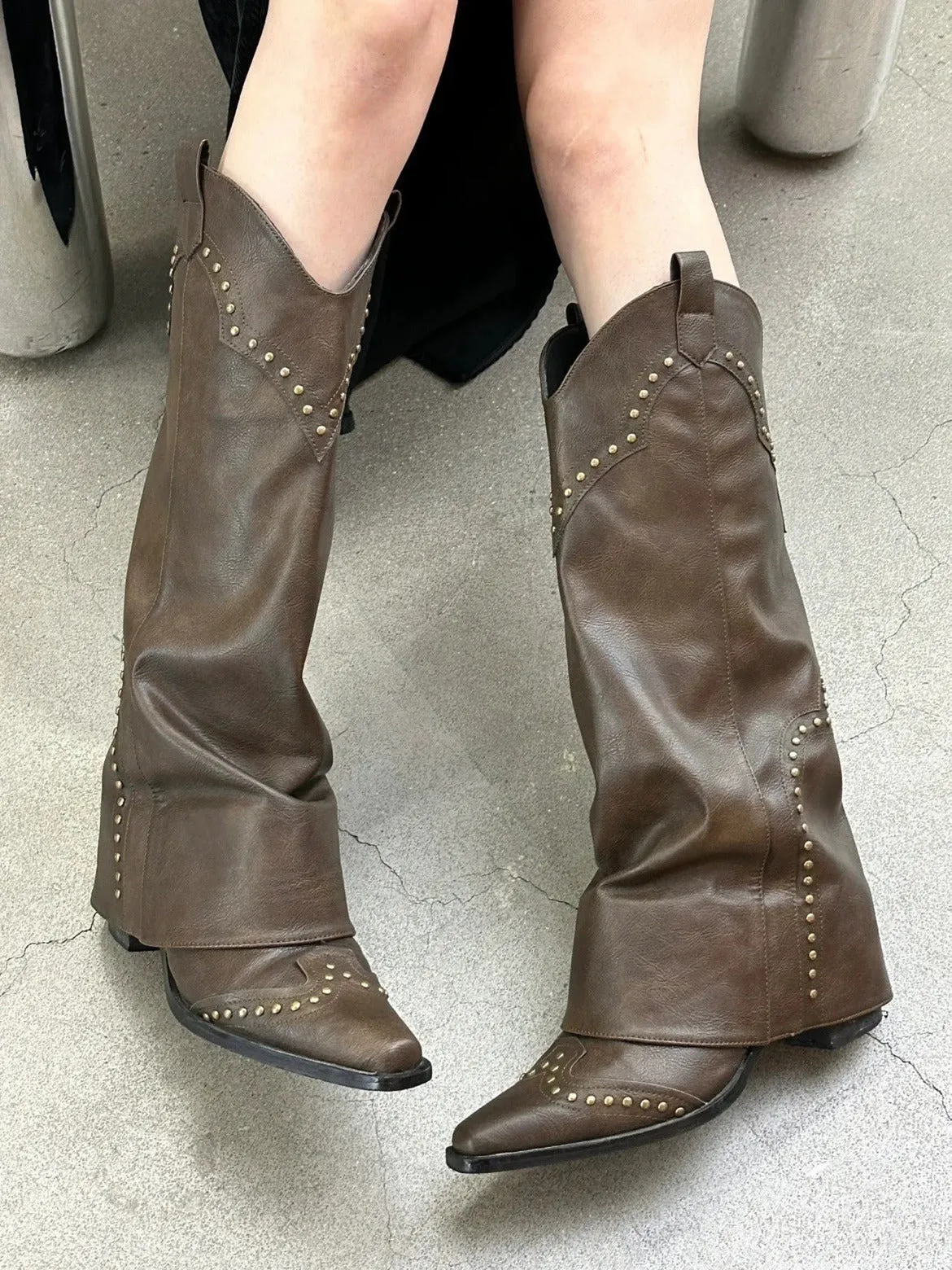 Vintage Pointed-Toe Rivet All-Purpose Chunky Heel Knee-High Boots