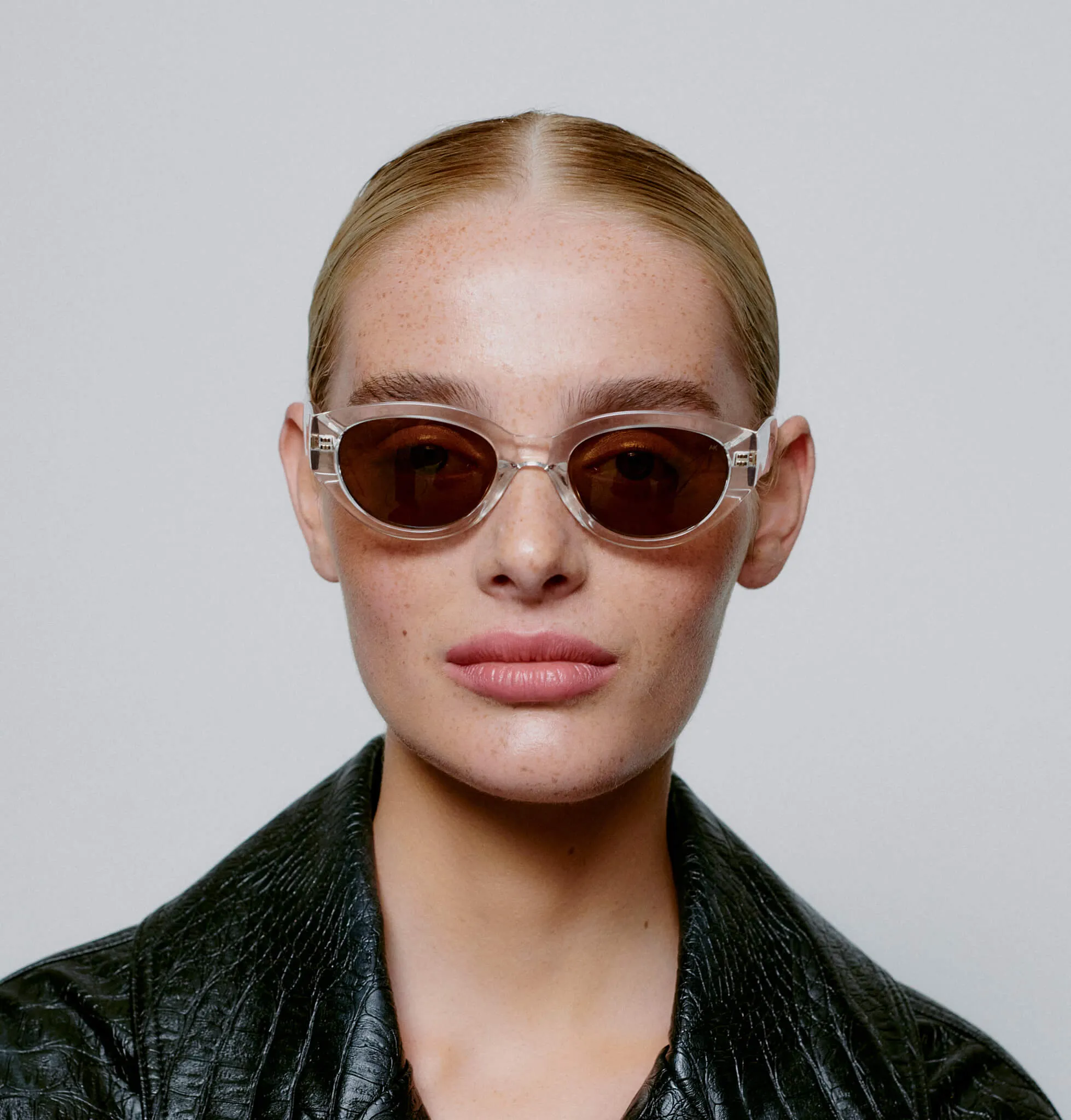 Winnie Sunglasses - Crystal