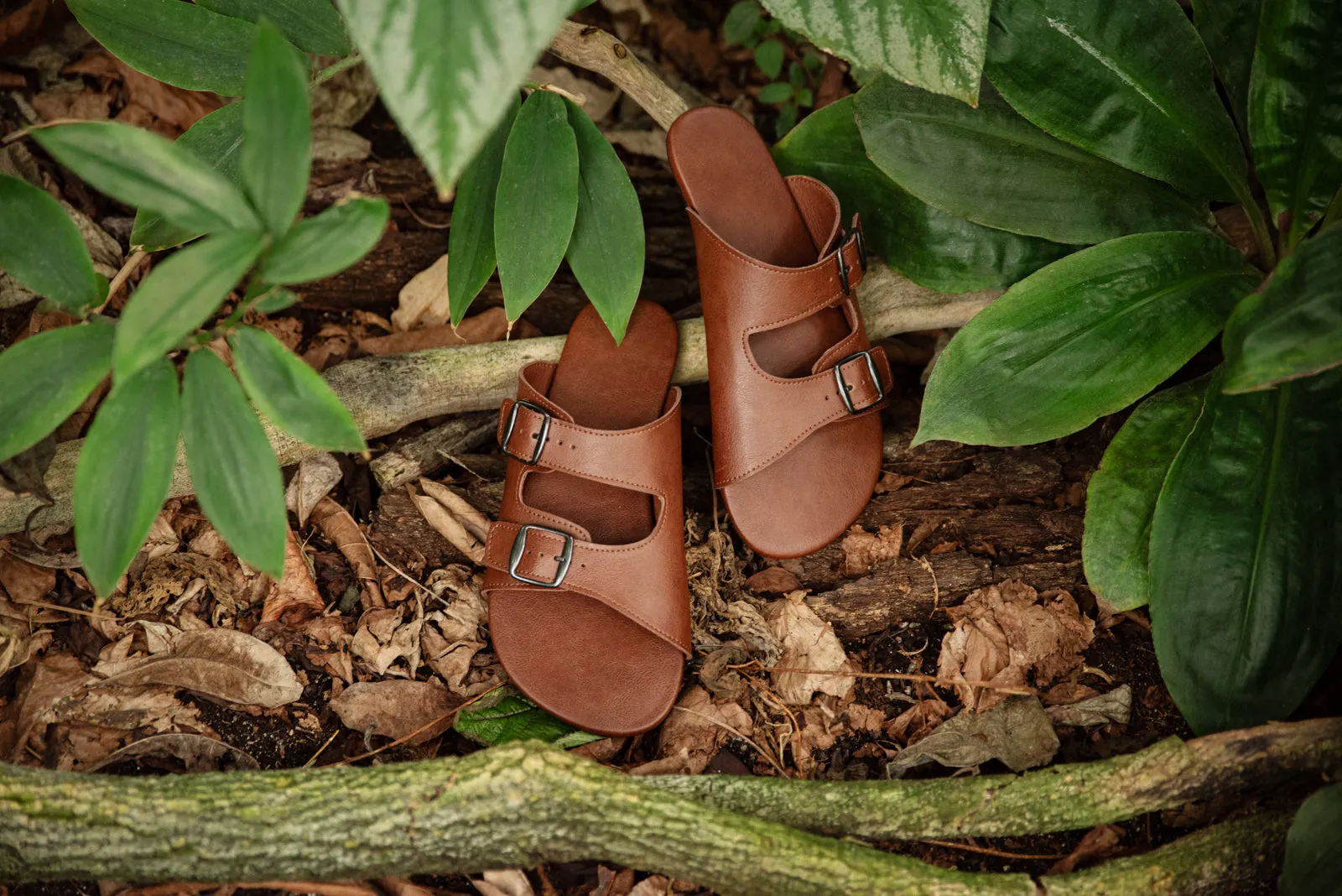 Women's Comfort slip-on sandals brown