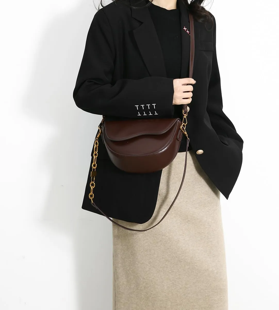 Women's Crossbody Saddle Bag - Artistic Minimalist Commuter Handheld Leather Bag